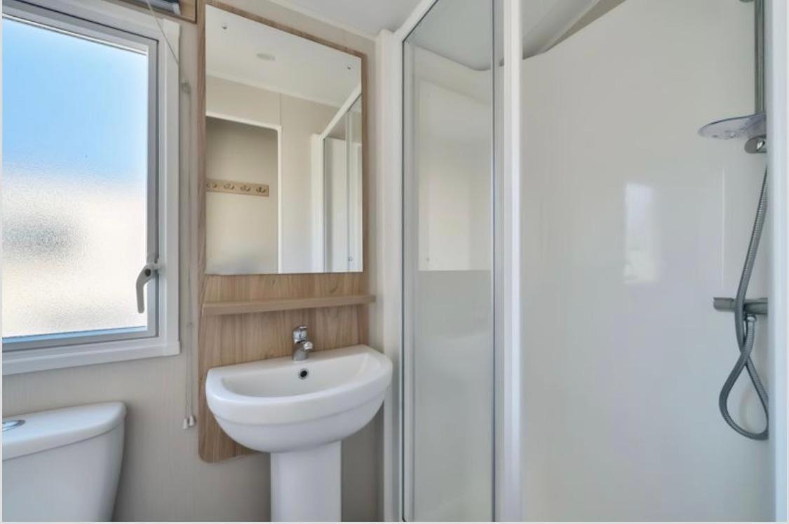 Emma'S Retreat 3-Bedroom Caravan Sleeps 6 At Durdle Door Nr Wareham Dorset Exterior foto
